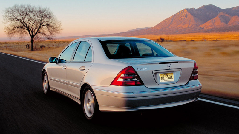 Illustration for article titled How Would You Build Your Best Sleeper Car?